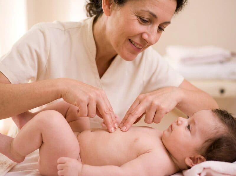 Osteopatía pediátrica en Vigo para problemas digestivos