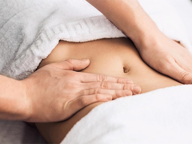 La osteopatía visceral para los problemas de estreñimiento